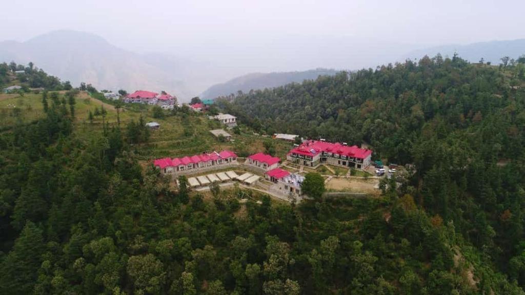 Vue Magique Resort Chail Exterior photo